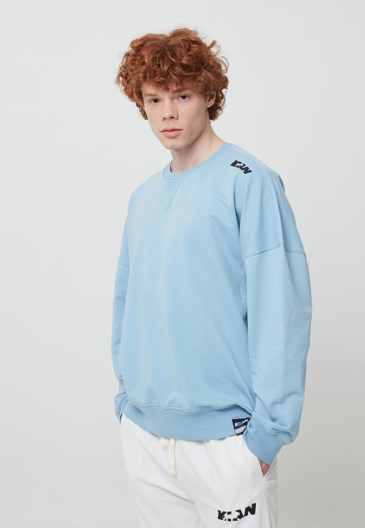 Baby blue oversized sweatshirt online